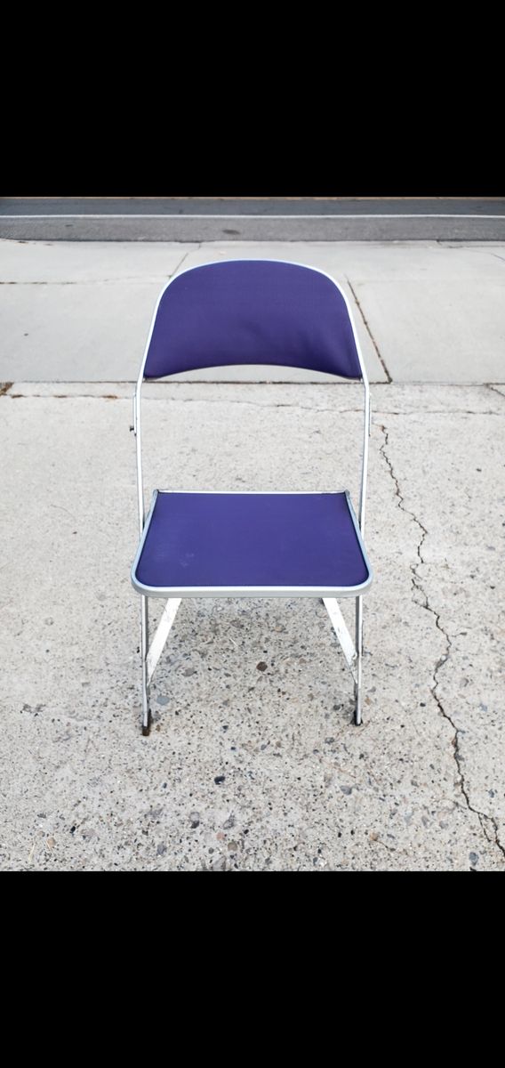 Folding chairs. Comfortable!