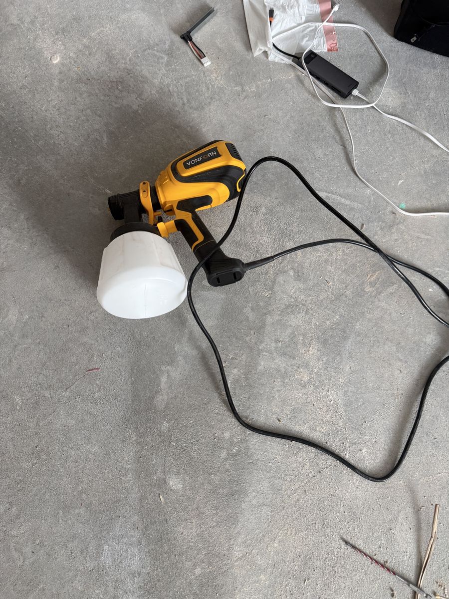 Vonforn Paint Sprayer Electric Corded Used