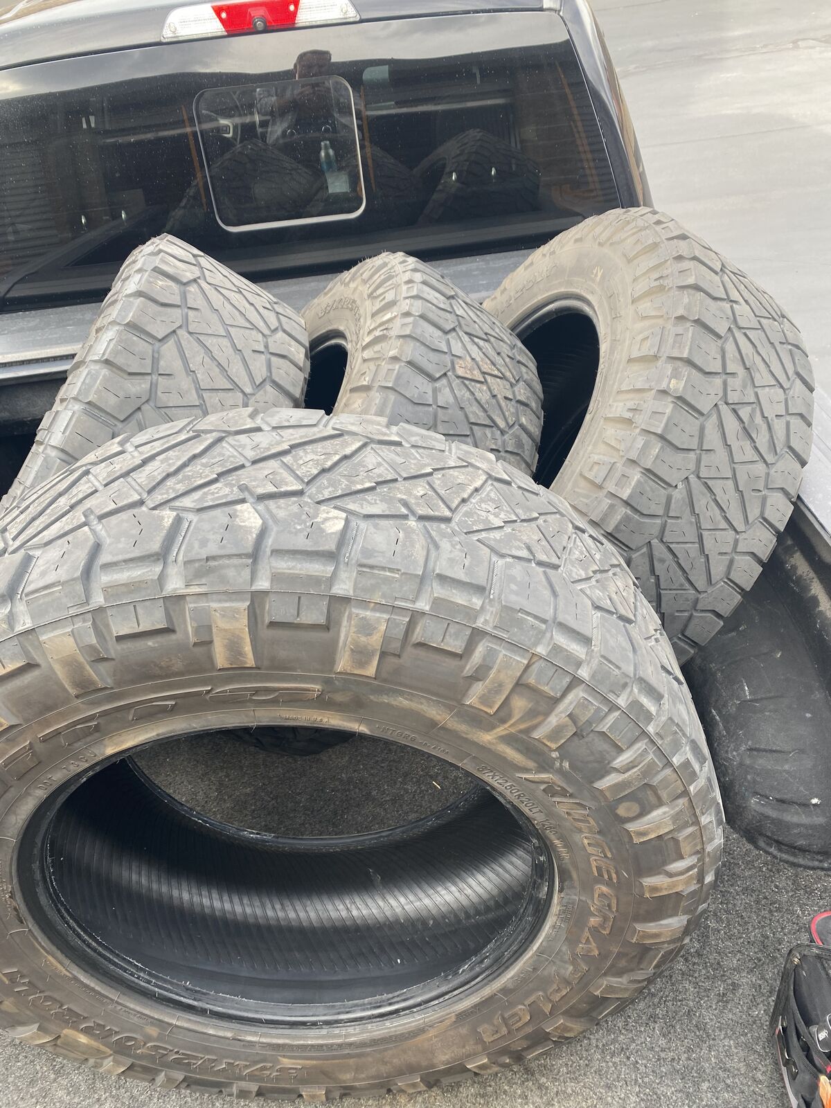 37”x 12.5 R20 LT tires. Good condition