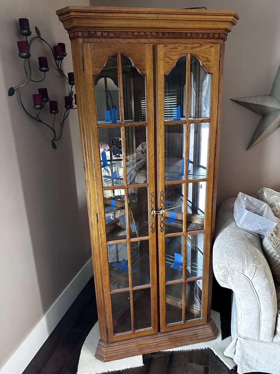 Curio Corner Hutch