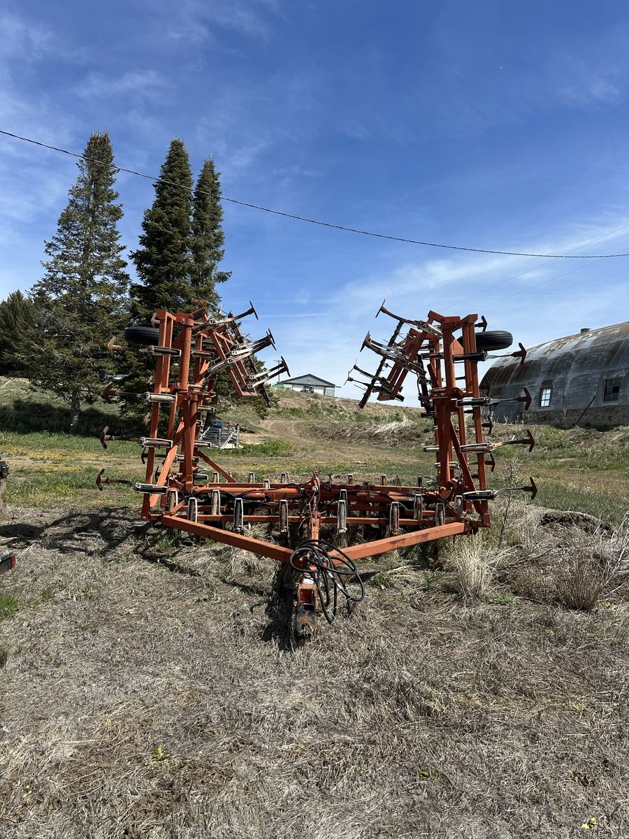 35’ Willrich Cultivator