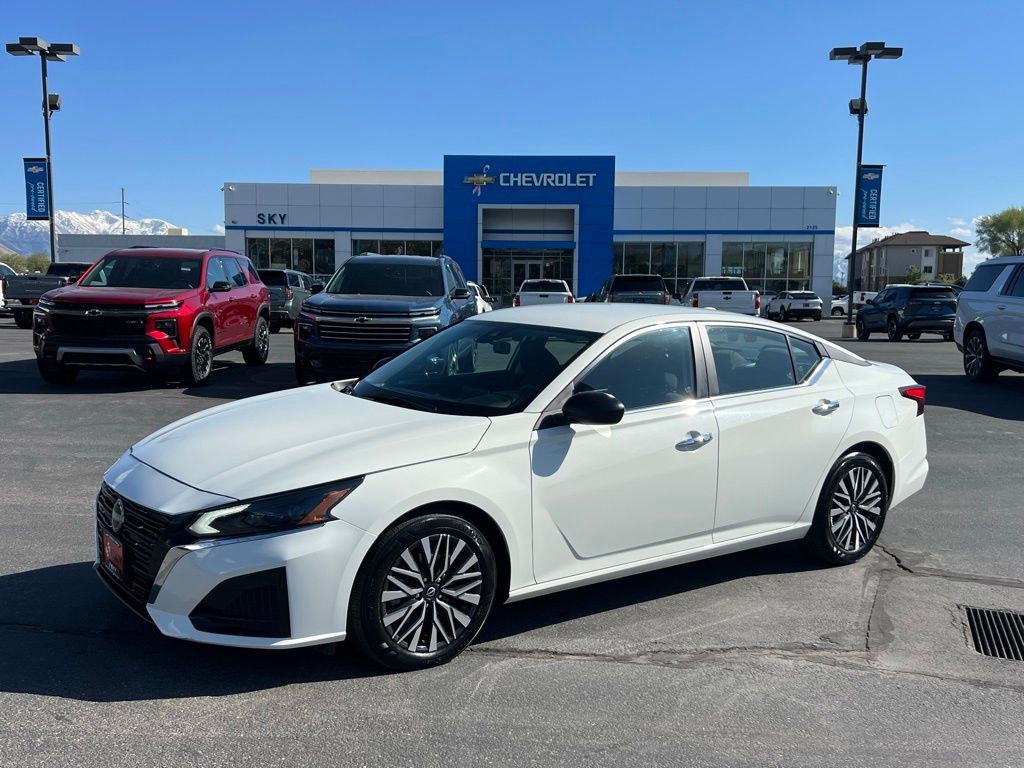 2025 Nissan Altima 2.5 SV