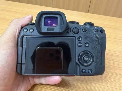 Canon R5 body only 1950$, read for more
