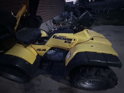 1998 honda four wheeler needs work comes w/Ncarb