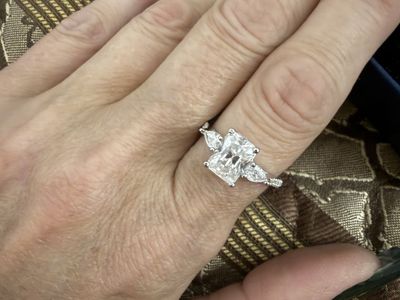2 CT Moissanite Engagement Ring Sz 7
