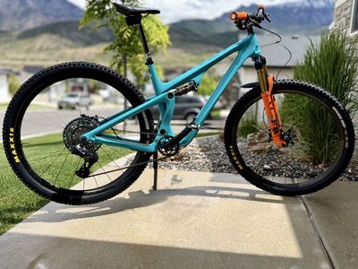 2020 Yeti SB100 Large — Full SRAM AXS Wireless / Fox Factory / Industry Nine — $3,500