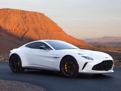 2025 Aston Martin Vantage Base