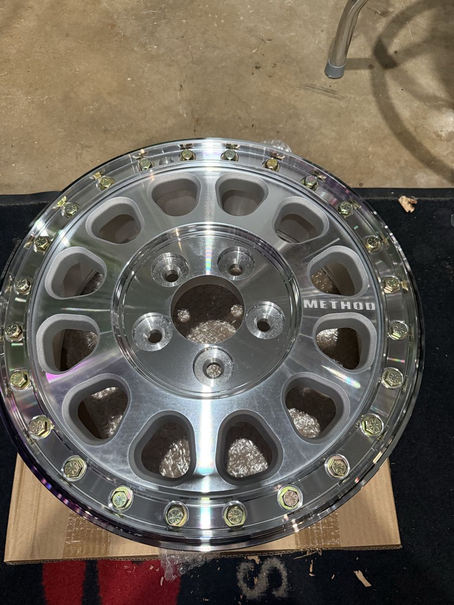 New set Method MR401R Beadlock Wheel 15x5.0 5x4.5