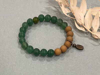 Green Aventurine Gemstone & Beige Beaded Stretch Charm Bracelet