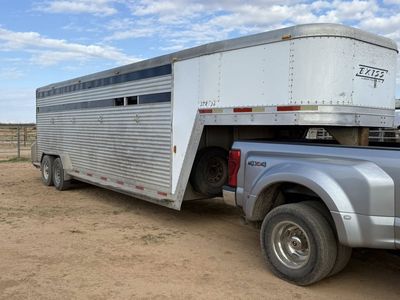Exiss Stock Combo / Horse Trailer