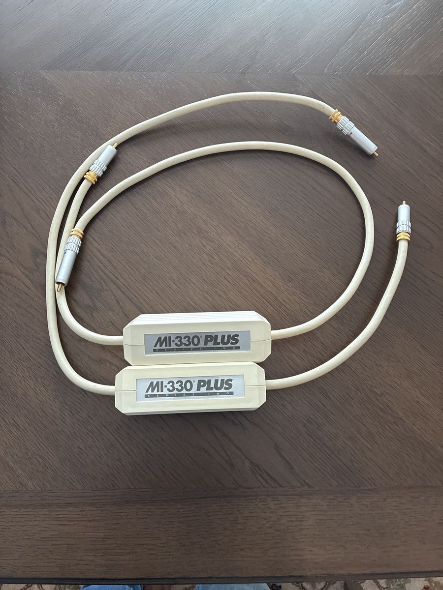 MIT MI-330 Plus Series Two RCA Interconnect Audio Cables - High-End Performance, 3 ft.