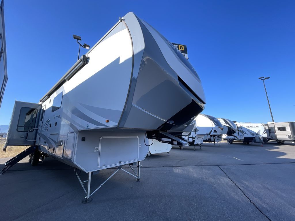 Used 2018 Highland Ridge RV Open Range 3X 397FBS