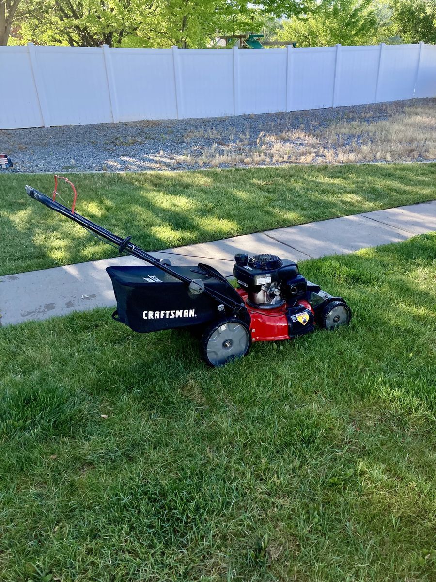 Craftsman lawnmower