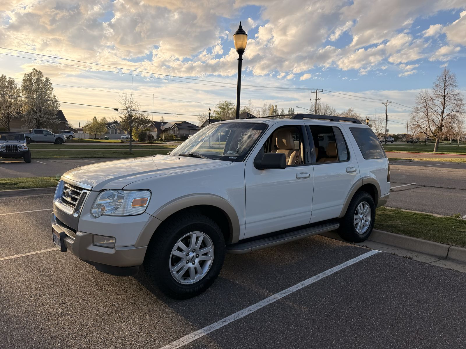 2010 Ford Explorer Eddie Bauer