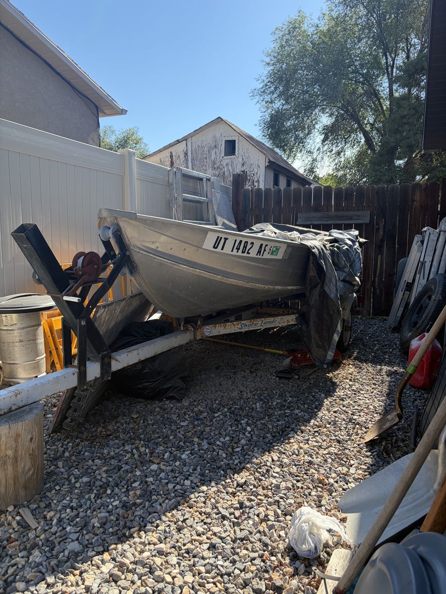 14 ft aluminum fishing boat with trailer