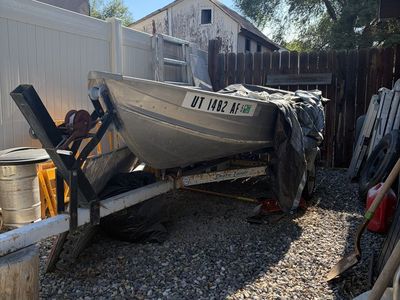 14 ft aluminum fishing boat with trailer
