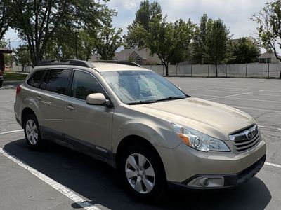 2010 Subaru Outback 2.5i Premium