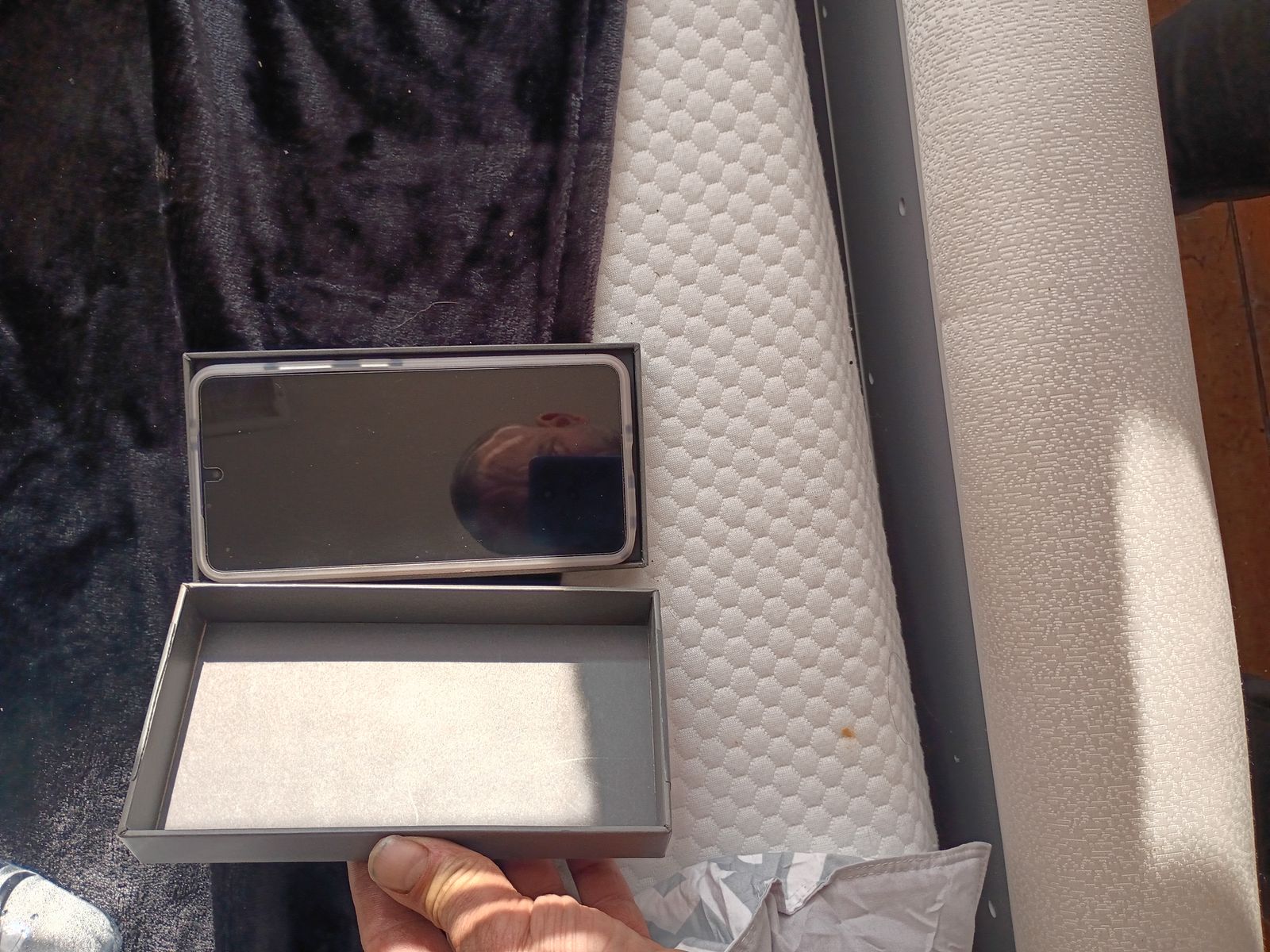 Galaxy S26 ultra new new comes with original box