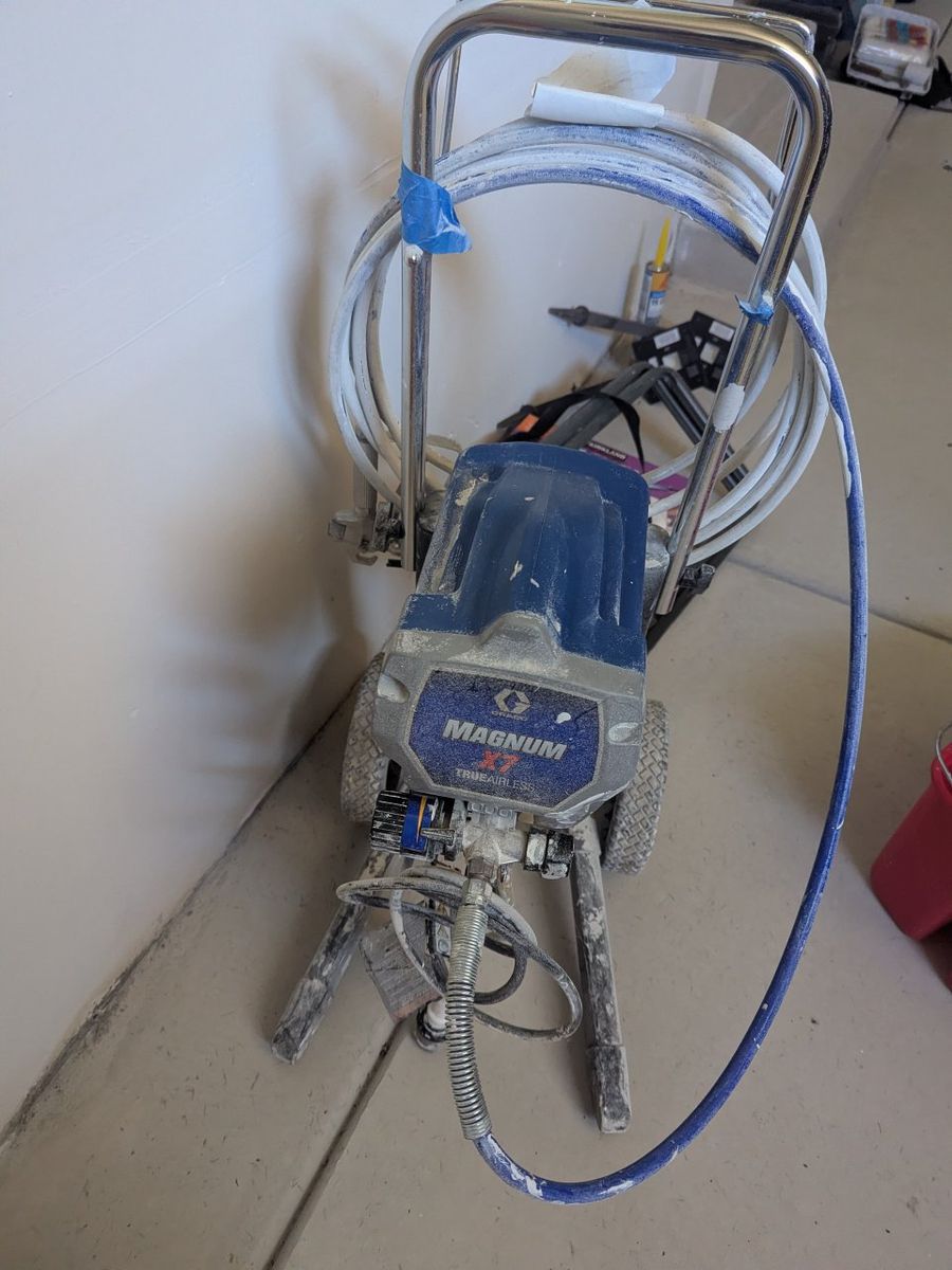 Graco Magnum X7  paint sprayer