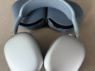 Apple AirPods Max - Like New