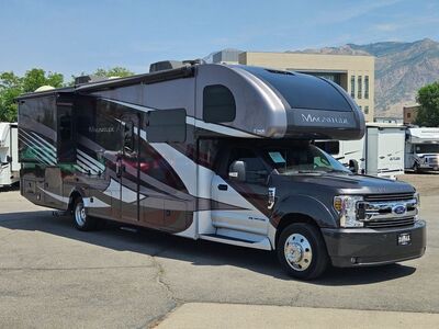 2019 Thor Magnitude BH35 Class C