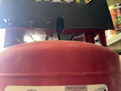 Broke, just quit suddenly. Central Pneumatic 1.8 HP 26 Gallon 150 PSI Air Compressor $25 obo
