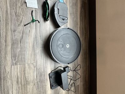 iRobot Roomba Vac Robot Vacuum - Power-Lifting Suction, Quieter Cleaning Mode, Multi-Surface