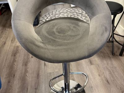 Padded Cosmetology Stool