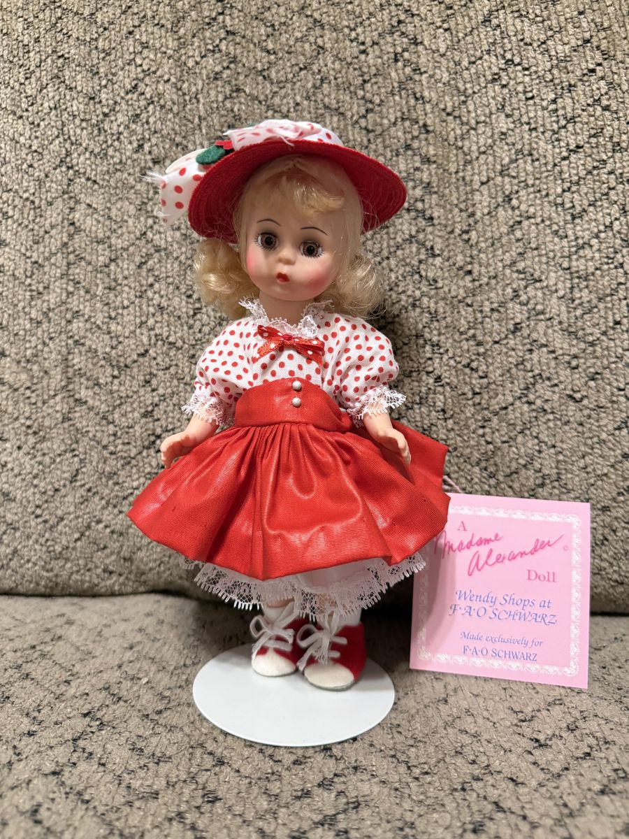 Madame Alexander Doll 8", Wendy Shops at F.A.O. Schwartz #57S