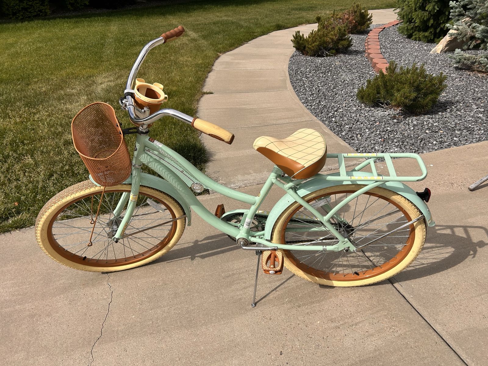 Cutest Huffy Cruiser Bike