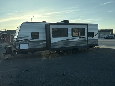 2021Coleman Lantern 263BH