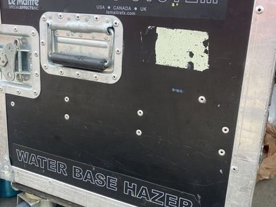 Touring system Le Maitre Special Effects Inc