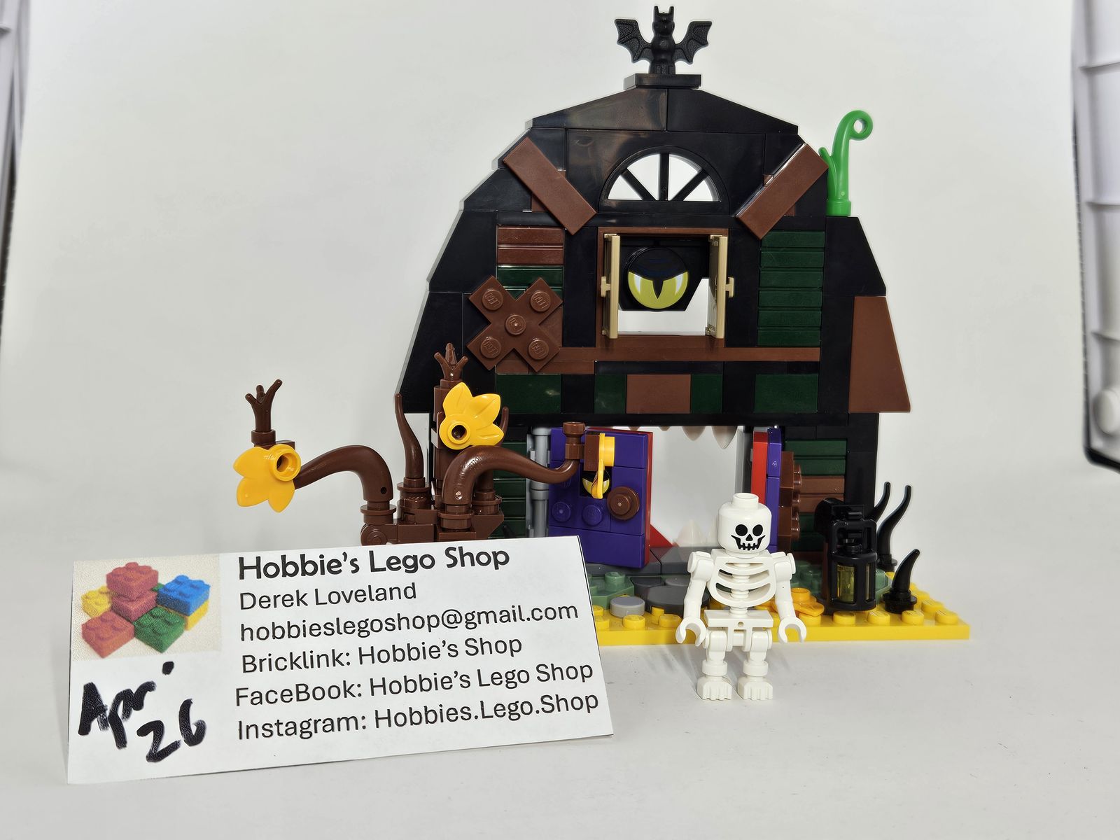 Lego Creator: Halloween Barn (40721)