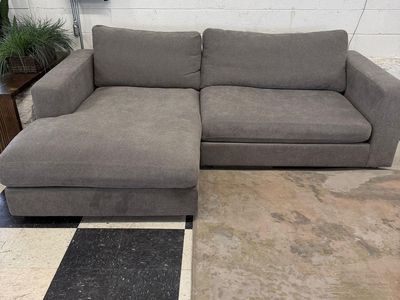 COSTCO HENREDON ESSEX HILL SOFA CHAISE!!