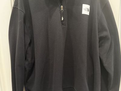 The North Face Men's Quarter-Zip Fleece Pullover Sweatshirt - Black XXL
