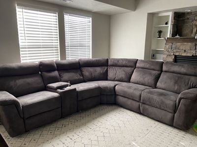 Reclining Sectional!