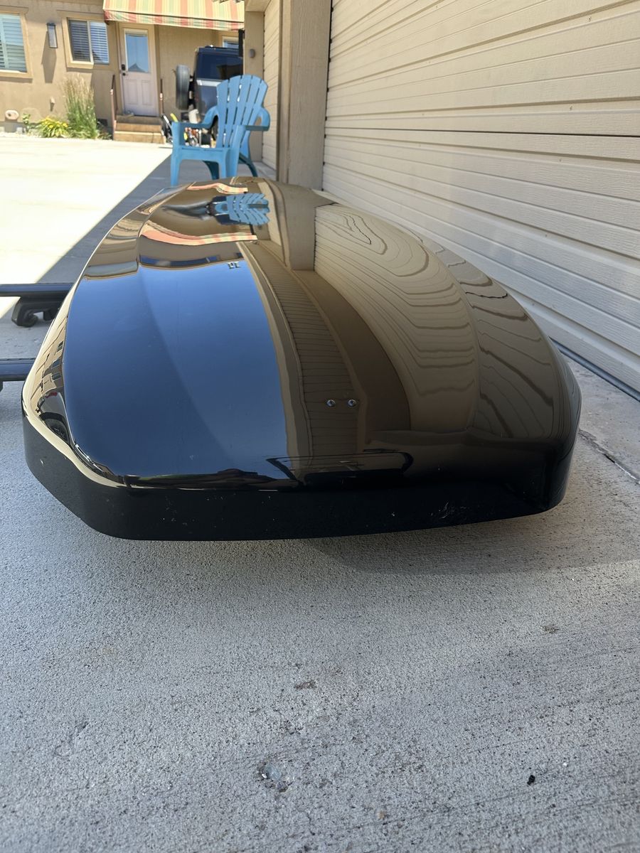 Main image 3