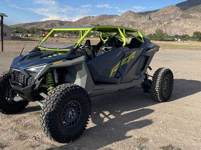 Polaris RZR Turbo R Premium 2022 4-Seater UTV Side-by-Side