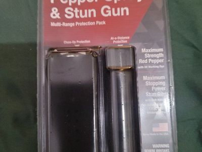 SABRE Pepper Spray & Stun Gun Multi-Range Protection Pack S-1005 New