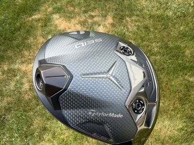 MINT TaylorMade Qi35 LS 9* X-Stiff Driver