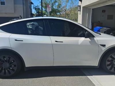 2023 Tesla Model Y Performance