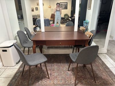 Wooden Dining Table with Drawer and 4 Gray Upholstered Chairs - Mid-Century Modern Style
