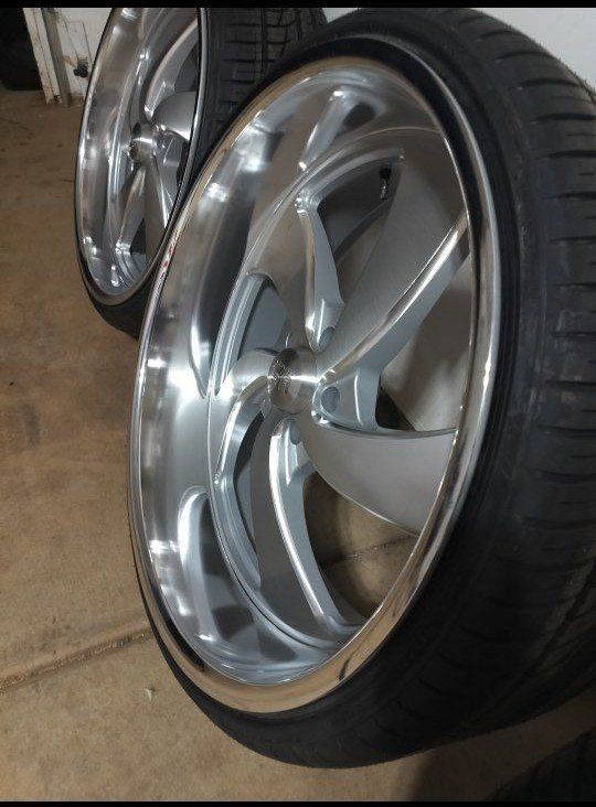 24" US MAG DESPERADO WHEELS WITH TIRES (5x4.75")