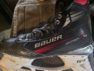 Bauer Vapor X4 Ice Hockey Skates - Size 10.5 Fit 2