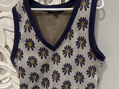Size 8-10 Vest