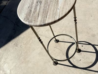 DESIGNCO Round Travertine Stone & Metal Accent Table - 50lb Capacity