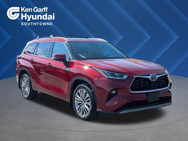 2022 Toyota Highlander Platinum