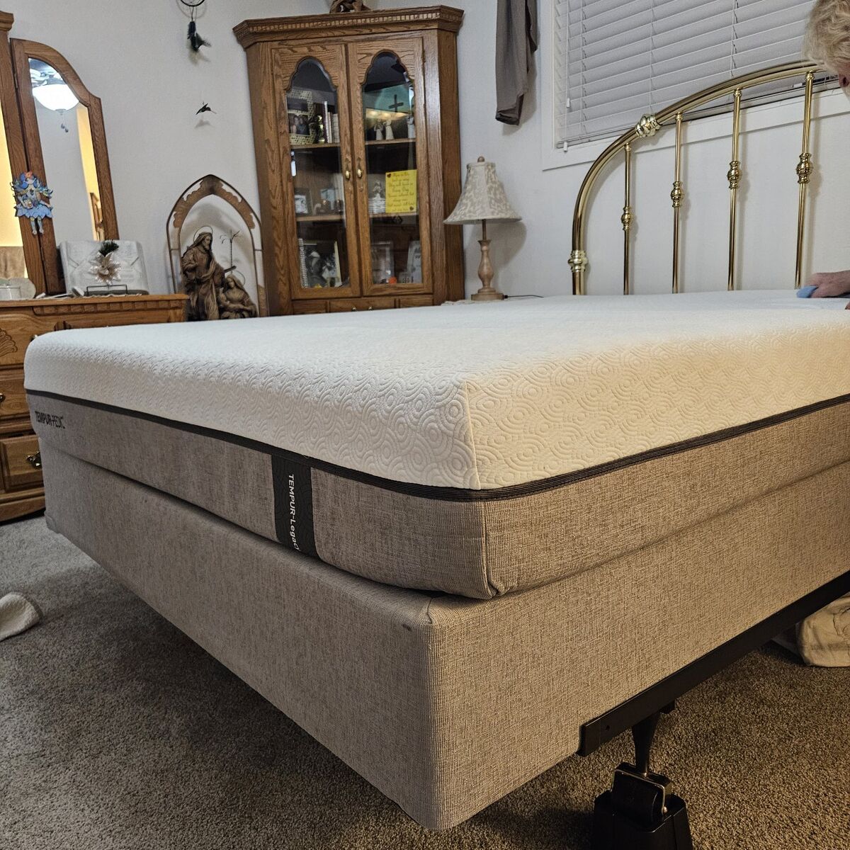 Queen mattress and box springs