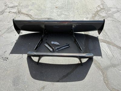 spoiler set . Carbon fiber. Rear trunk spoiler wing
front Bumper lip splitter .