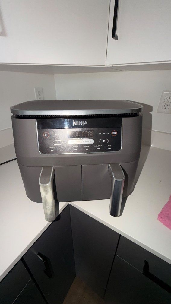 Ninja Foodi DualZone 8-Qt 2-Basket Air Fryer